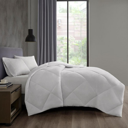 100% Polyester Oversize HeiQ Temp Regulating Comforter BASI10-0581