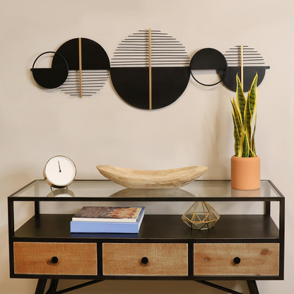 Stratton Home Decor Black and Gold Metal Modern Centerpiece Wall Decor