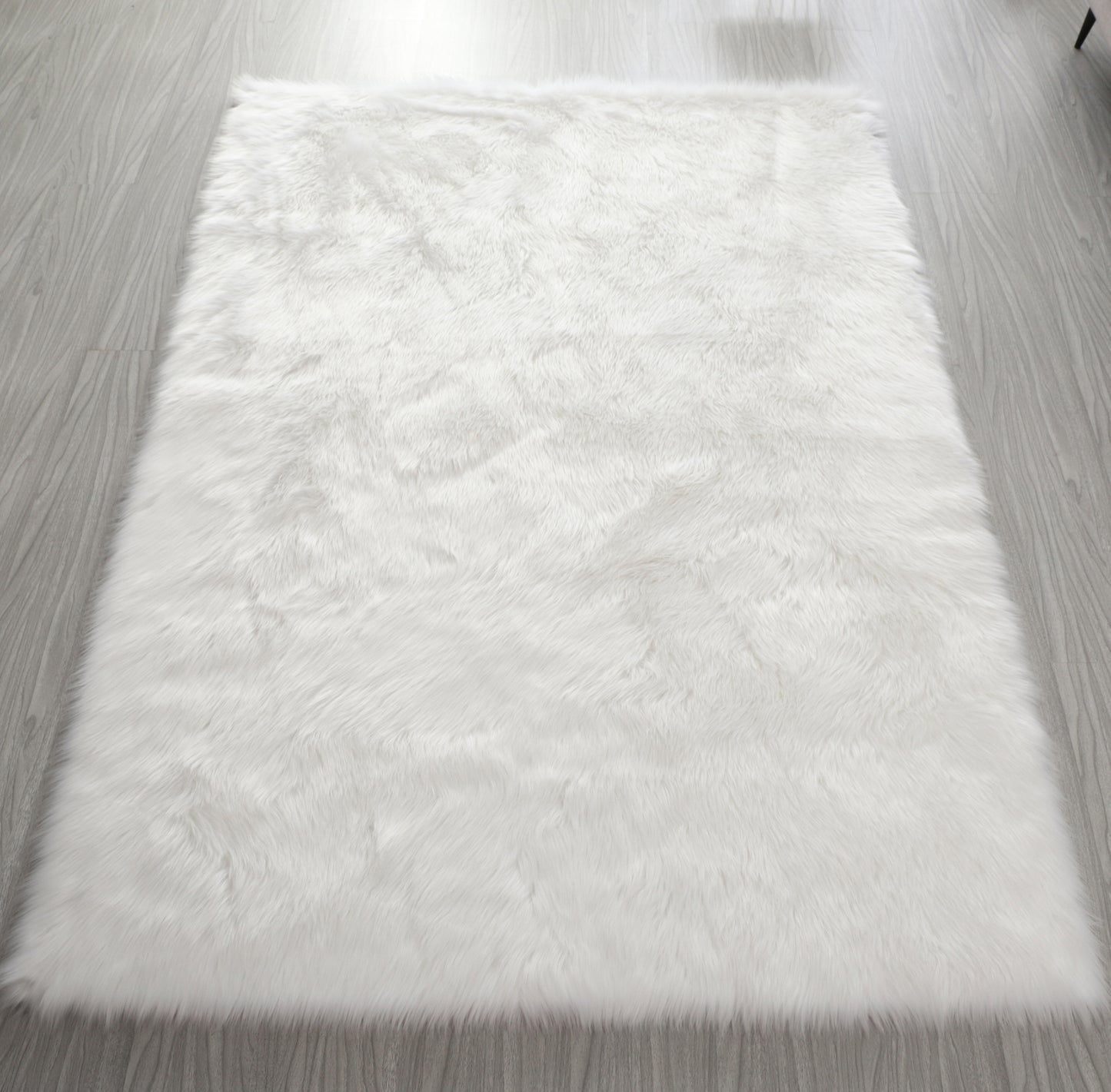 "Cozy Collection" Ultra Soft Fluffy Faux Fur Sheepskin Area Rug