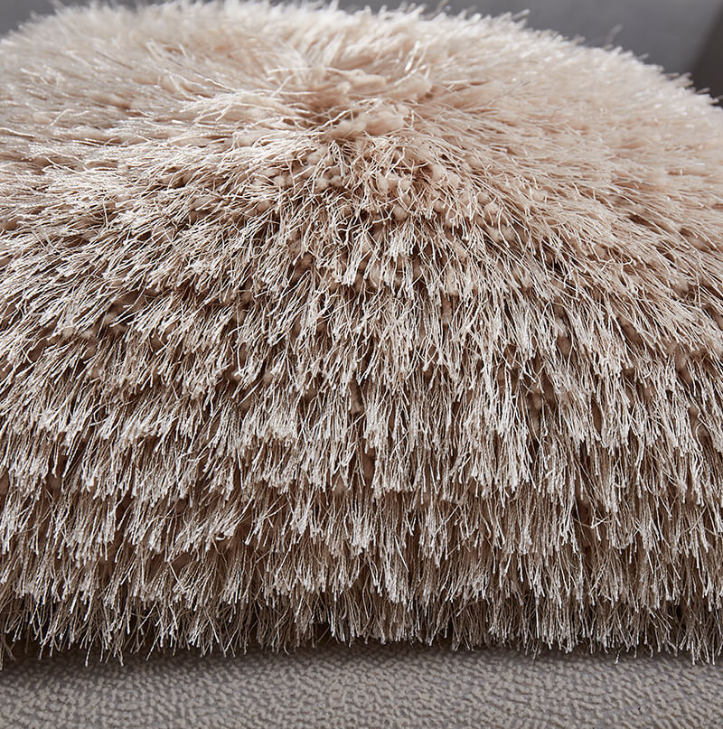 "Decorative" Shaggy Pillow with Lurex (18-in x 18-in)